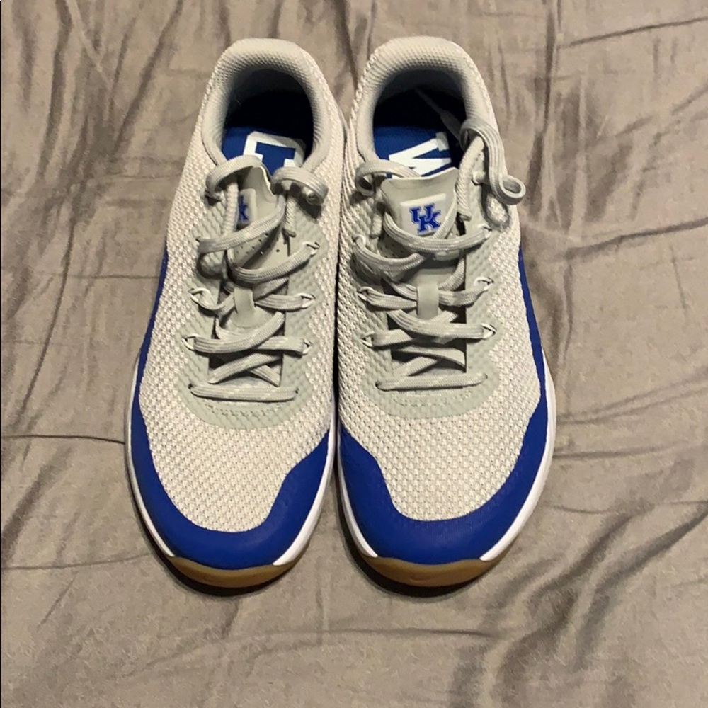 Nike University of Kentucky Metcons